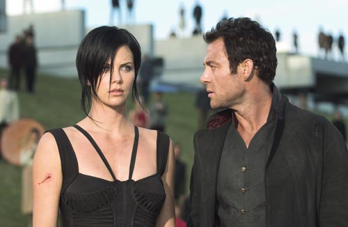 Aeon Flux [Cast] Photo