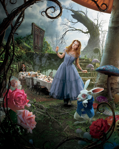 Alice In Wonderland [Cast] Photo