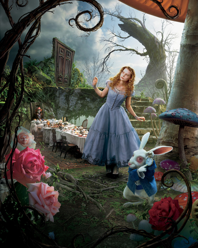 Alice In Wonderland [Cast] Photo