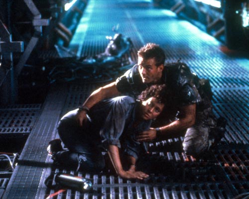 Aliens [Cast] Photo