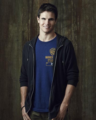 Amell, Robbie [The Tomorrow People] Photo