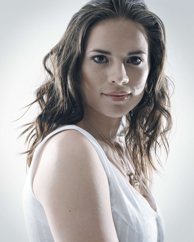 Atwell, Hayley Photo