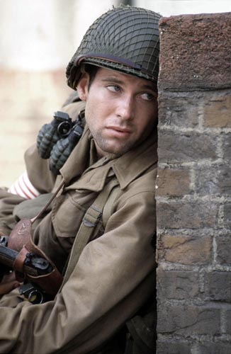 Bailey, Eion [Band of Brothers] Photo