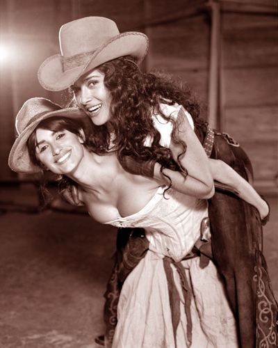 Bandidas [Cast] Photo