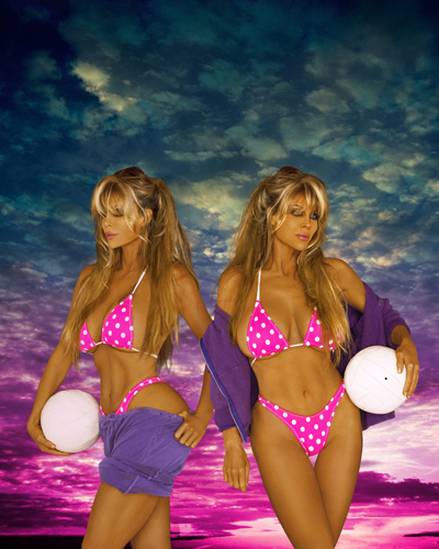 Barbi Twins, The Photo