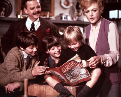 Bedknobs and Broomsticks [Cast] Photo