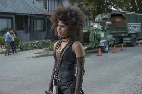 Beetz, Zazie [Deadpool 2] Photo