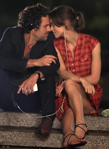 Begin Again [Cast] Photo