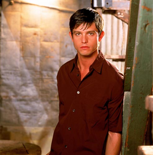 Behr, Jason [Roswell] Photo