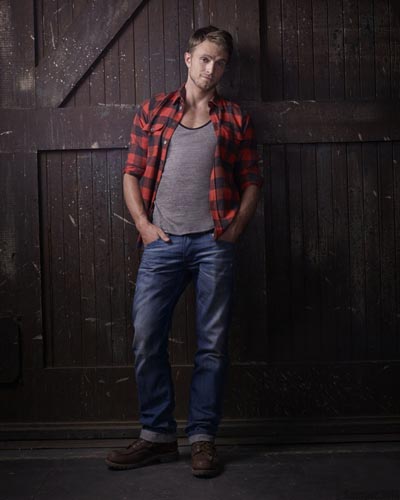Bethal, Wilson [Hart of Dixie] Photo