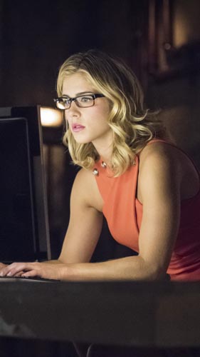 Bett Rickards, Emily [Arrow] Photo