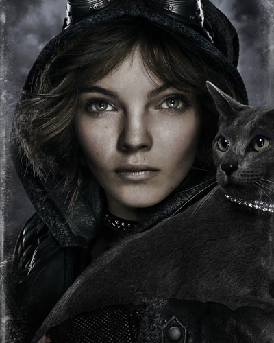 Bicondova, Camren [Gotham] Photo