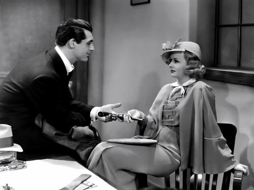 Big Brown Eyes [Cast] Photo