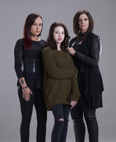Bitten [Cast] Photo