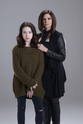 Bitten [Cast] Photo
