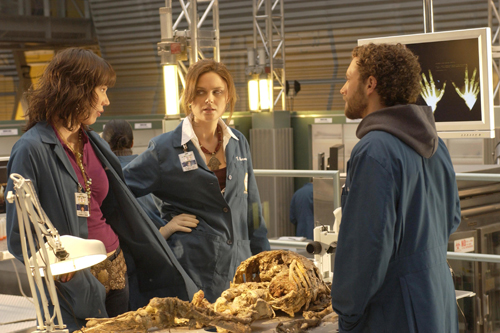 Bones [Cast] Photo