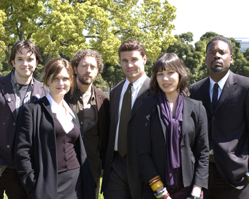 Bones [Cast] Photo