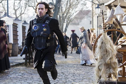 Callis, James [12 Monkeys] Photo