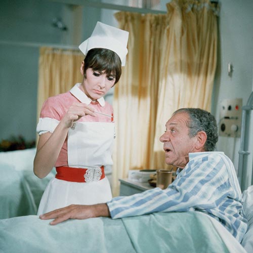 Carry On Doctor [Cast] Photo