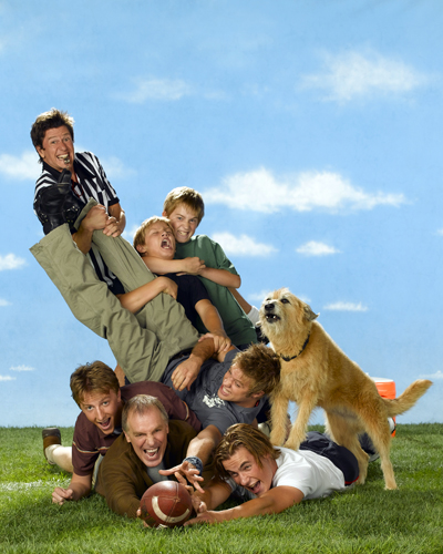 Complete Savages [Cast] Photo