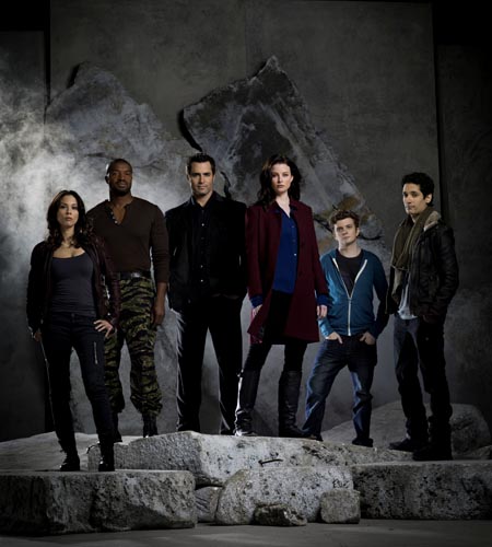 Continuum [Cast] Photo
