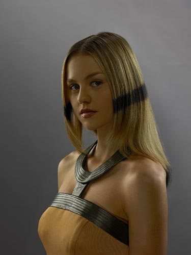 Cornish, Isabelle [Inhumans] Photo