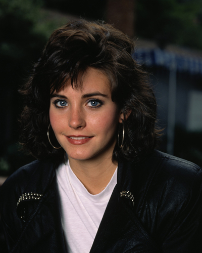 Cox, Courteney [Friends] Photo