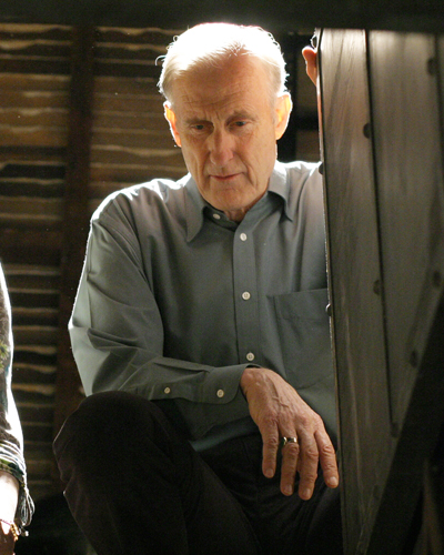 Cromwell, James [Six Feet Under] Photo