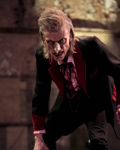 Crook, Mackenzie [Demons] Photo