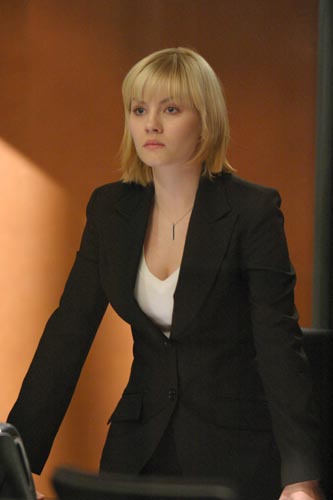 Cuthbert, Elisha [24] Photo