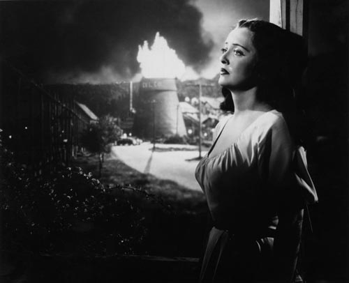 Davis, Bette [Beyond the Forest] Photo