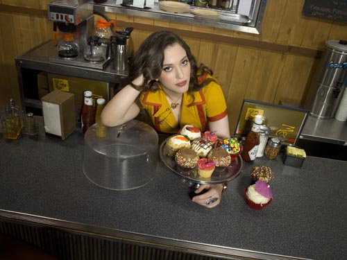 Dennings, Kat [2 Broke Girls] Photo