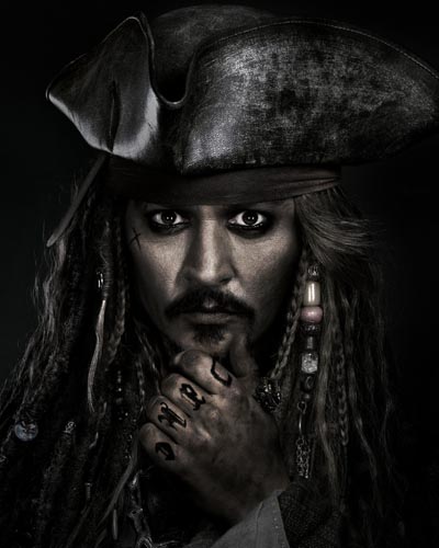 Depp, Johnny [Pirates of the Caribbean: Dead Men Tell No Tales] Photo