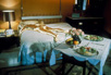 Eaton, Shirley [Goldfinger]