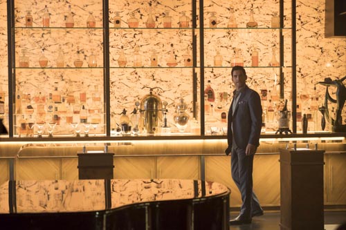 Ellis, Tom [Lucifer] Photo