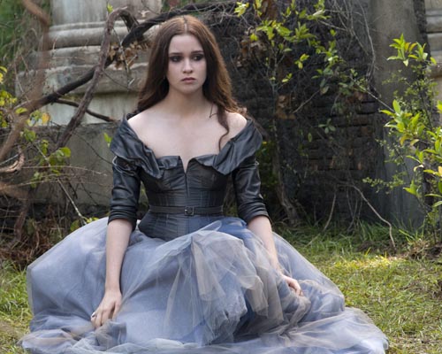 Englert, Alice [Beautiful Creatures] Photo