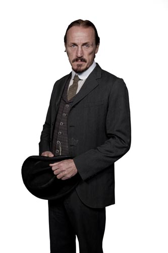 Flynn, Jerome [Ripper Street] Photo