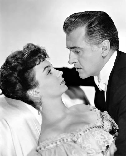 Footsteps in the Fog [Cast] Photo