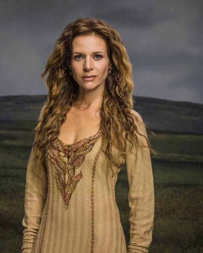 Gilsig, Jessalyn [Vikings] Photo