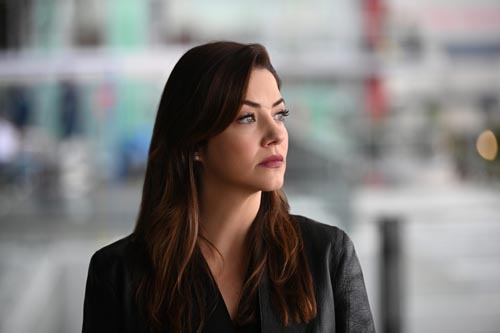 Gonzalo, Julie [Supergirl] Photo