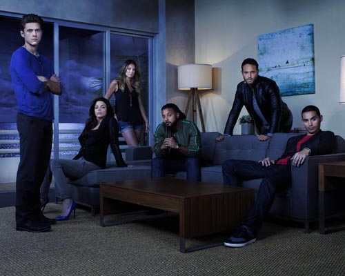 Graceland [Cast] Photo