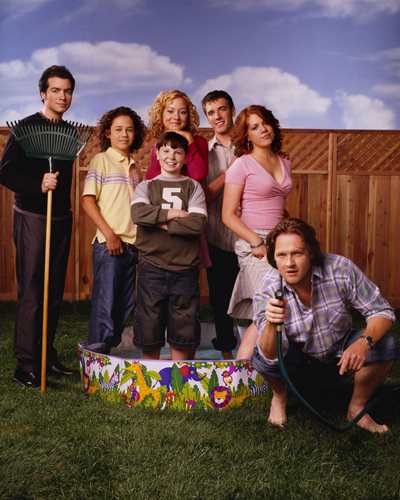 Grounded For Life [Cast] Photo
