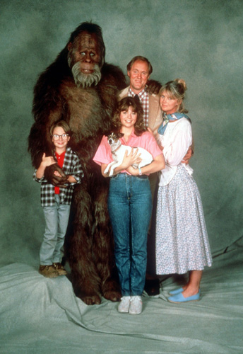 Harry and the Hendersons [Cast] Photo