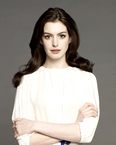 Hathaway, Anne [Get Smart] Photo