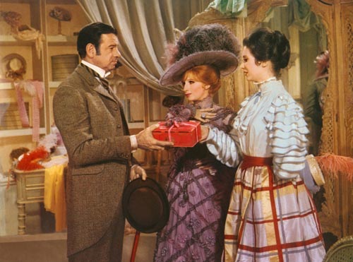 Hello Dolly [Cast] Photo