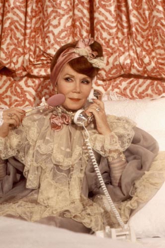 Helmond, Katherine [Overboard] Photo