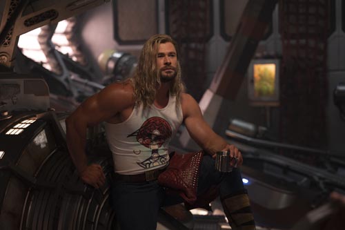 Hemsworth, Chris [Thor: Love and Thunder] Photo