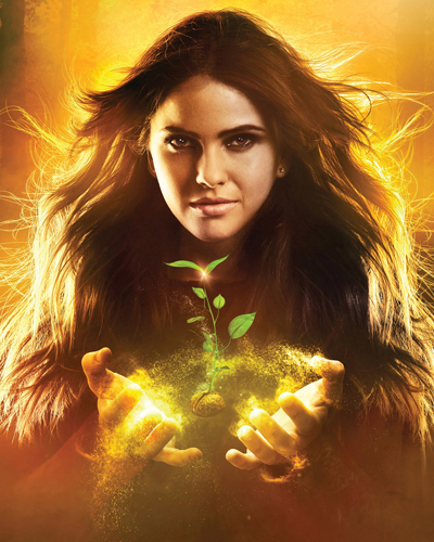 Hennig, Shelley [The Secret Circle] Photo