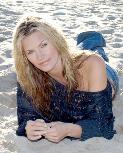 Henstridge, Natasha Photo