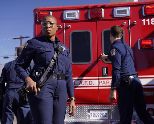 Hinds, Aisha [911] Photo